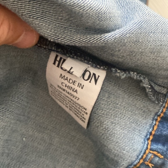 Like new Hudson jean jacket for girls - Picture 6 of 6
